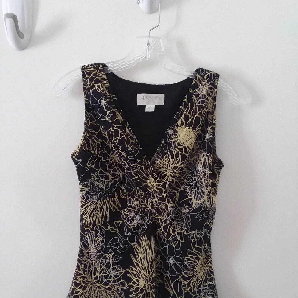 Women's Sleeveless Blouse